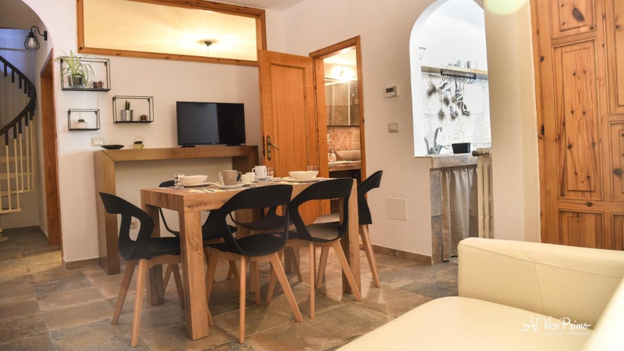 Al Vico Primo - Boutique Apartment ปิเอตราเปอร์โตซา ภายนอก รูปภาพ