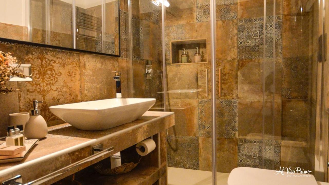 Al Vico Primo - Boutique Apartment ปิเอตราเปอร์โตซา ภายนอก รูปภาพ