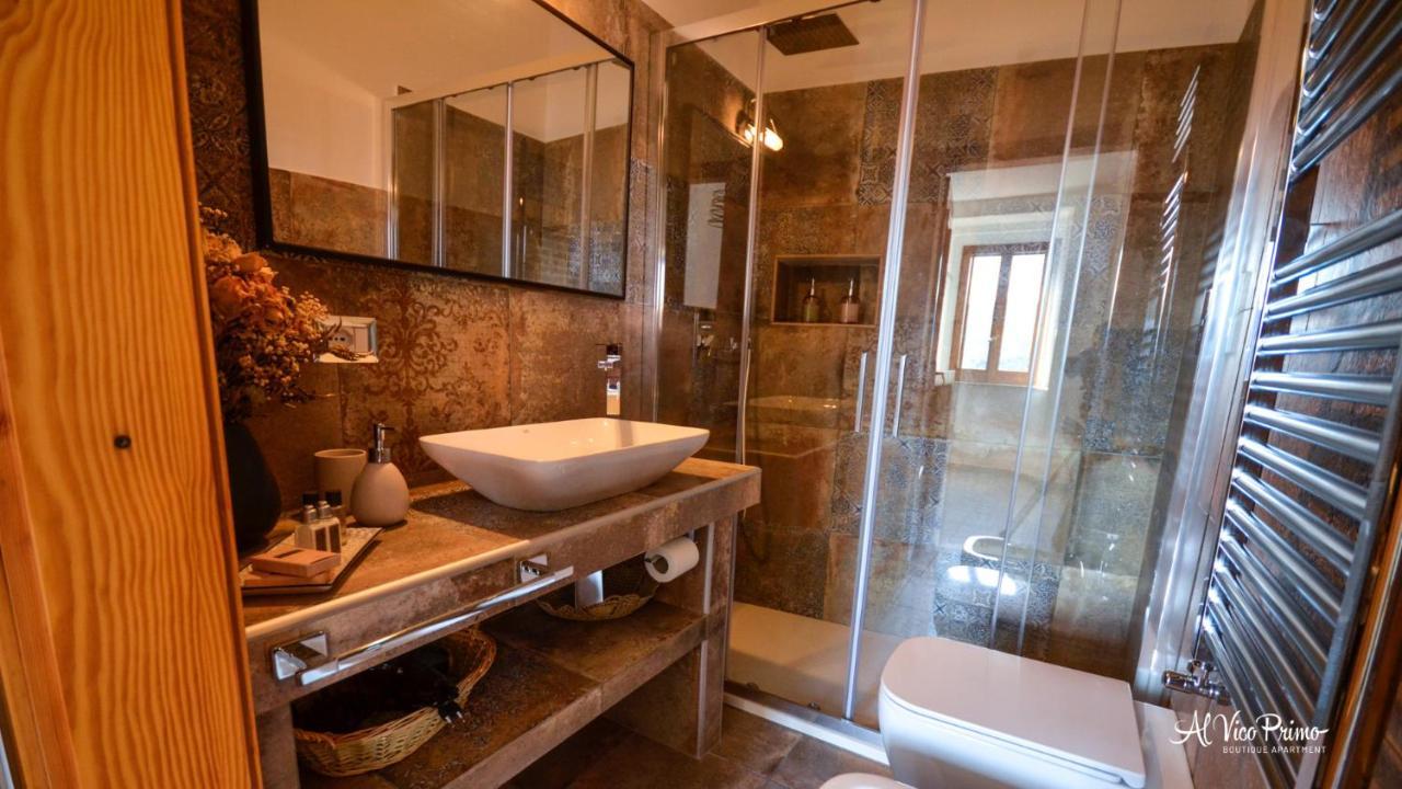 Al Vico Primo - Boutique Apartment ปิเอตราเปอร์โตซา ภายนอก รูปภาพ