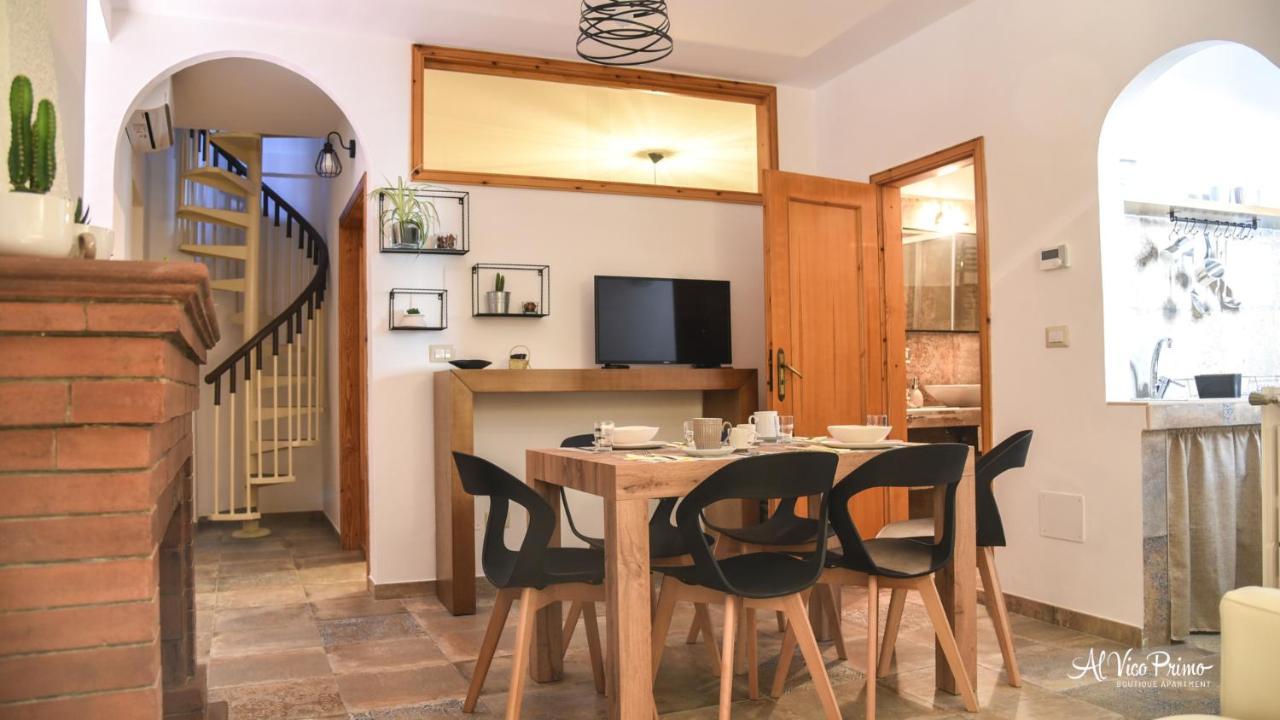 Al Vico Primo - Boutique Apartment ปิเอตราเปอร์โตซา ภายนอก รูปภาพ