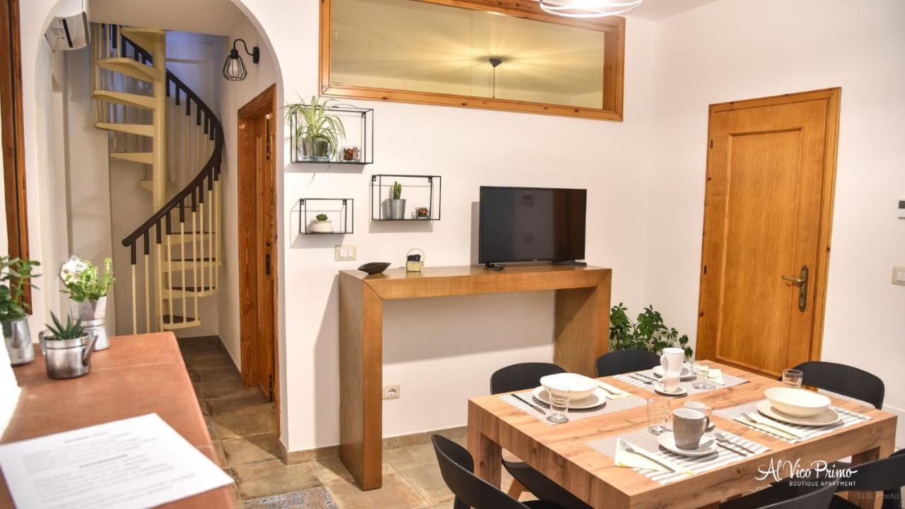 Al Vico Primo - Boutique Apartment ปิเอตราเปอร์โตซา ภายนอก รูปภาพ